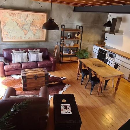Apartment 4 - Haddin Court - Chic Ny Loft Style Μπλένχαϊμ Εξωτερικό φωτογραφία