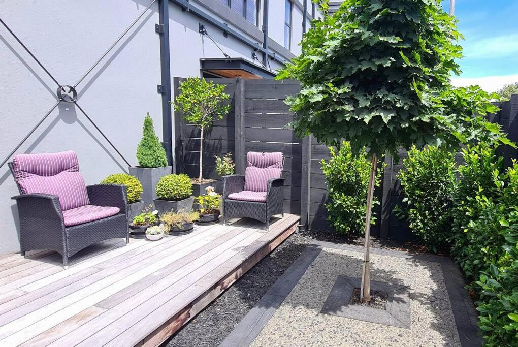 Apartment 4 - Haddin Court - Chic Ny Loft Style Μπλένχαϊμ Εξωτερικό φωτογραφία